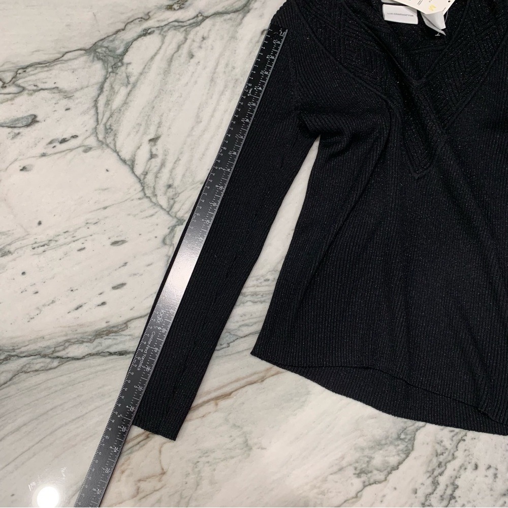 Liz Claiborne Women's Sweater, Size‎ Medium, New With Tags! - Picture 9 of 11
